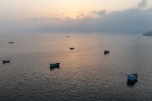 Estados del Golfo evalúan inusual reunión con Irán en Ormuz