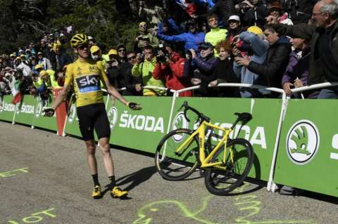 Las divertidas imágenes que dejó la caída de Froome en el Tour de Francia