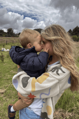 Esta es la tierna promesa que Laura Tobón le hizo a su hijo con canción de Shakira