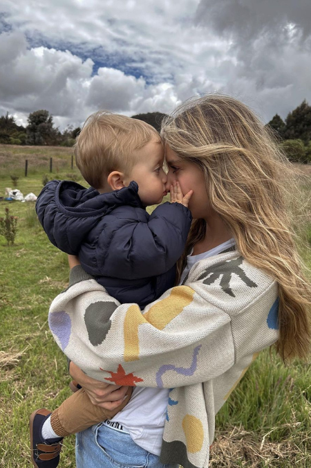 Esta es la tierna promesa que Laura Tobón le hizo a su hijo con canción de Shakira