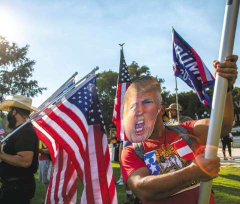 El positivo de Trump: los cuatro días de caos en EE. UU.