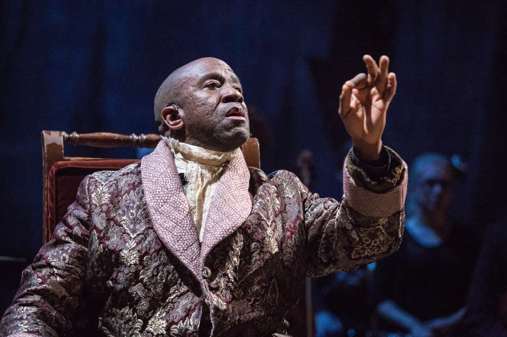 Lucian Msamati (Antonio Salieri). /Cortesía: Marc Brenner