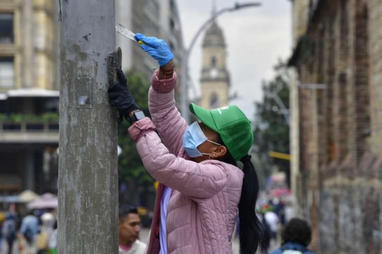 El Centro Vive: ciudadanos y funcionarios se sumaron a la campaña por recuperar el centro de Bogotá