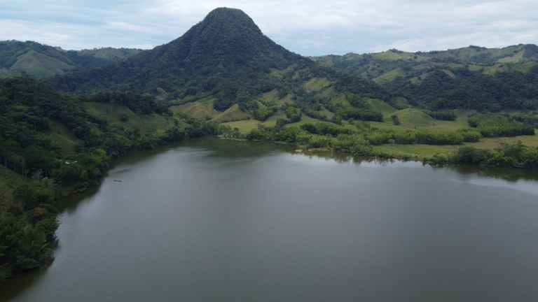 Ordenaron el cierre temporal de la laguna de San Diego, en Caldas, ¿qué pasó?