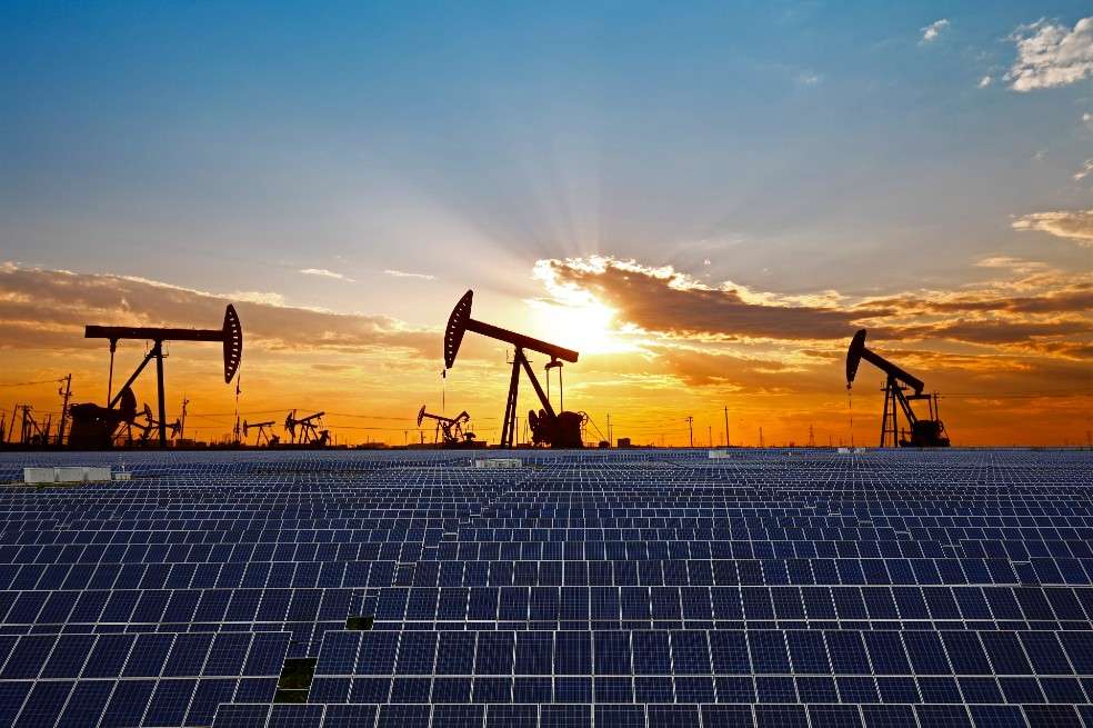 Impulsar la transición energética implica diversificar la economía y apoyar a las comunidades dependientes de los combustibles fósiles.
