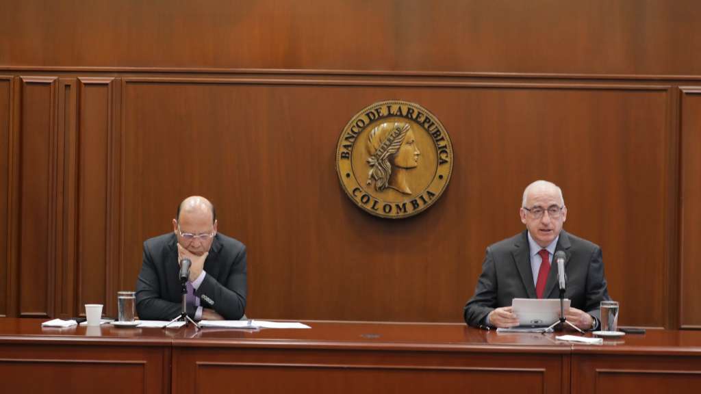 Germán Ávila, ministro de Hacienda, y Leornardo Villar, gerente del Banco de la República.