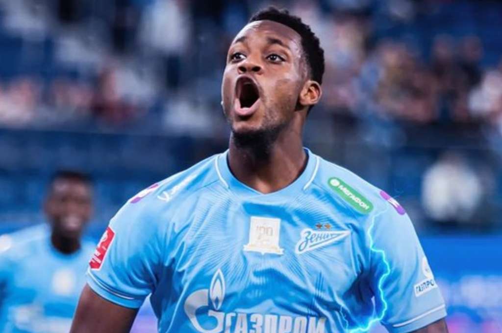 Jhon Durán celebra un nuevo gol con Zenit.