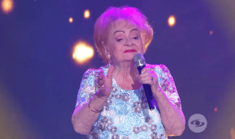Video: Nubia, la mujer de 95 años que sorprendió a todos en”La Voz Senior”