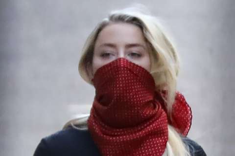 La actriz Amber Heard anuncia que es mamá de una niña