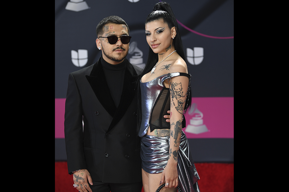 Nodal le dedicó a Cazzu el galardón que obtuvo en los Latin Grammy, y le agradeció por ¨reiniciarle¨ la vida.