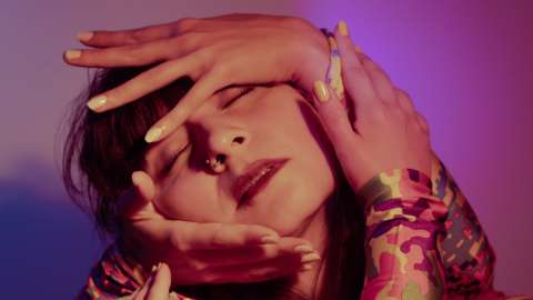 María Compás: “La industria musical manosea discursos como los feminismos”