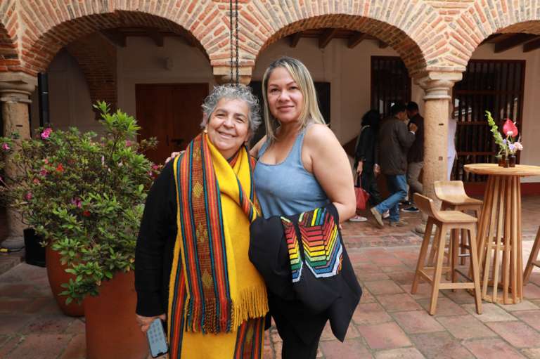 Adriana Mejía y Francia Penagos