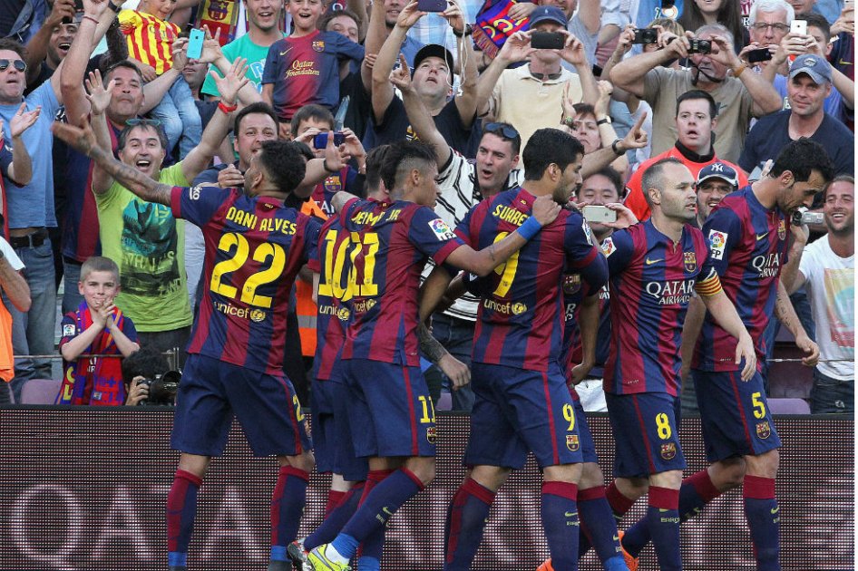 Barcelona celebra uno de los goles contra Real Sociedad. Foto: EFE