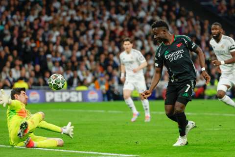 Arsenal, con contundencia, despidió al Real Madrid de la Champions