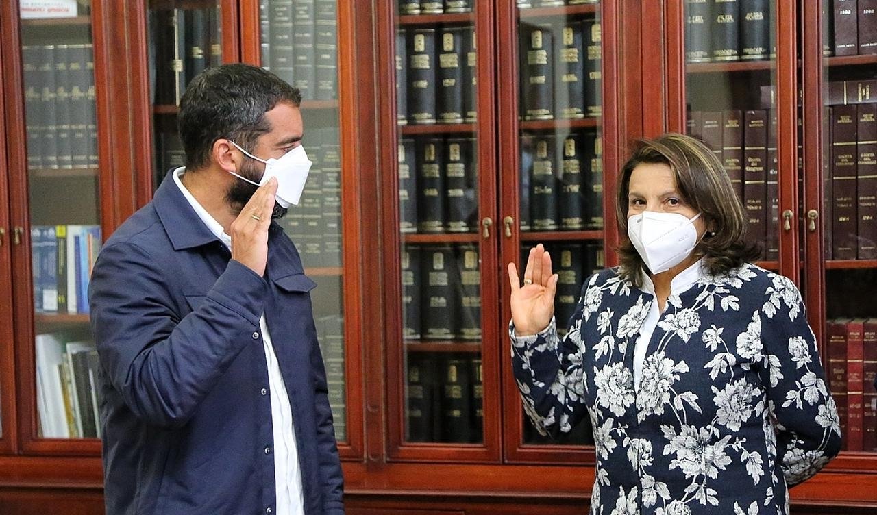 Arturo Char, presidente del Senado, posesionó este 27 de abril a Soledad Tamayo, senadora por el Partido Conservador.