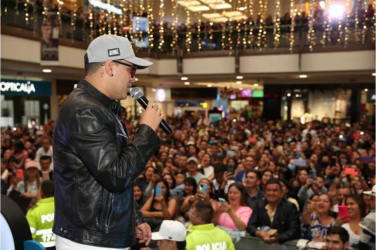 Un momento con Yeison Jimenez Santafe