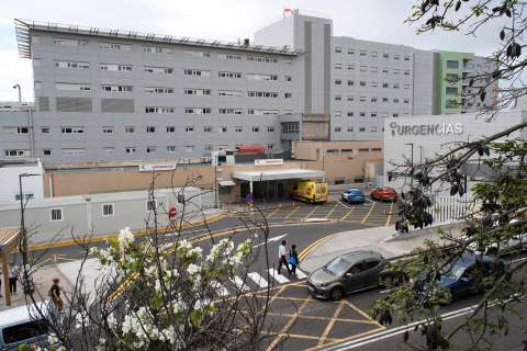 Tensión en Tenerife: protestan por llegada de crucero con pacientes de hantavirus