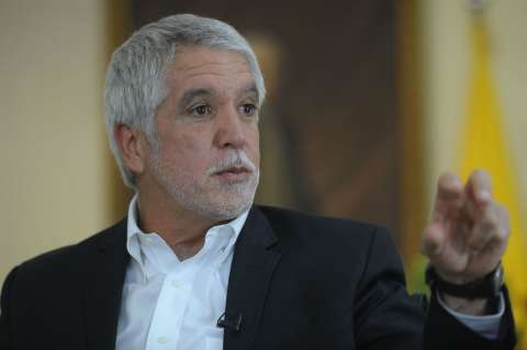 Enrique Peñalosa, un año para repuntar