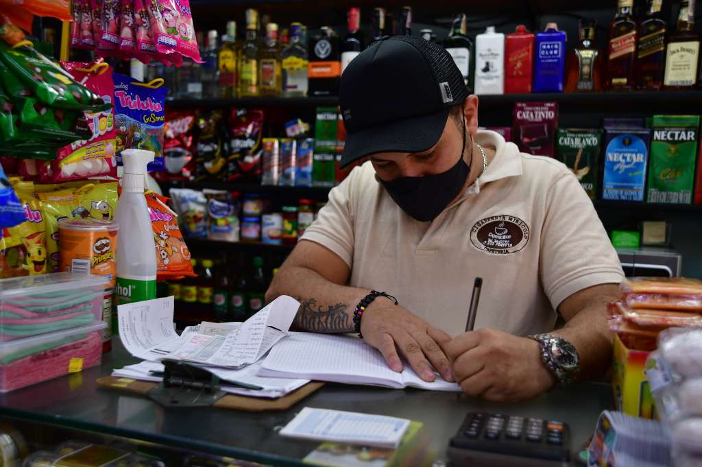 Tenderos durante la pandemia por Covid-19.