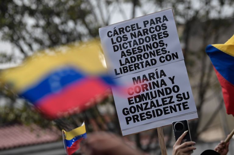 Uno de los carteles que se vio durante la manifestación.