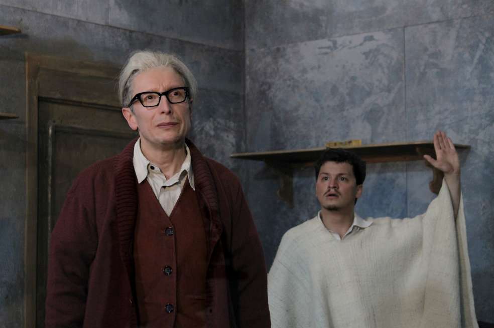 Fabio Rubiano en su papel de Salvo Castello en "Labio de liebre", obra inaugural del XV Festival de Teatro de Bogotá. / Andrés Gómez