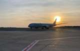 Un avión de American Airlines se incendió en el aeropuerto de Denver, EE. UU.