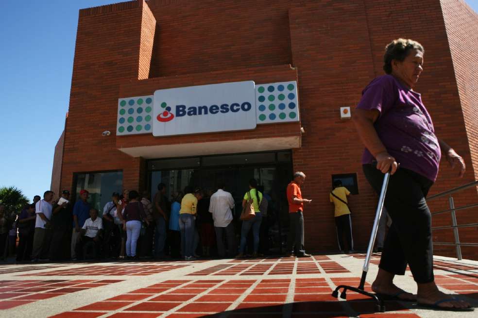 Diosdado Cabello denunció que Banesco está implicado en el contrabando de billetes hacia Colombia. / EFE