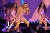 Shakira termina gira por Estados Unidos, posa con Antonio de la Rúa y se prepara para Madrid