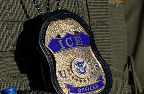 ICE detiene al dueño de ‘Trump Burger’ en Houston por violar su estatus migratorio