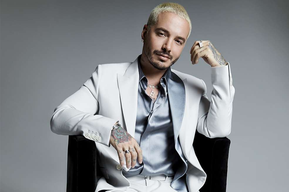J BALVIN CANTANTE COLOMBIANO