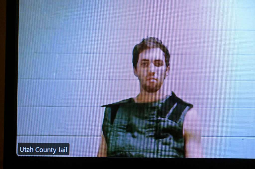 PROVO (United States), 17/09/2025.- Tyler Robinson, who appeared via video from jail, during his first court appearance before Judge Judge Tony Graf at the Fourth Judicial District Courthouse in Provo, Utah, USA, 16 September 2025. Utah County District Attorney Jeffrey Gray has filed seven charges against Robinson and has asked for the death penalty in the murder of conservative activist Charlie Kirk on 10 September. EFE/EPA/SCOTT G WINTERTON / POOL