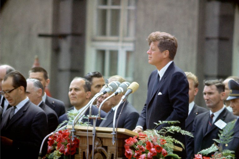 Un testigo del asesinato de Kennedy rompe el silencio y genera nuevas preguntas