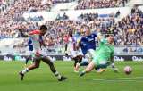 Daniel Muñoz y un nuevo gol en la Premier League: así fue, en video