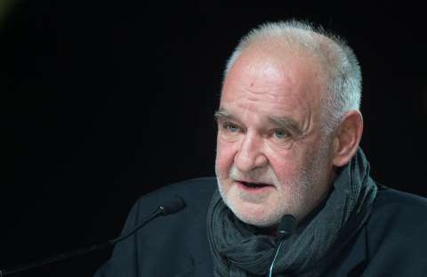 Murió Béla Tarr, cineasta y colaborador del Nobel de Literatura, László Krasznahorkai