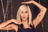 Desde la ducha, Miley Cyrus promociona su nuevo sencillo