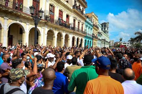 Las claves de la protesta en Cuba: por estas razones estalló la ira en las calles