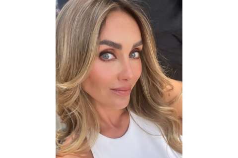 Anahí sufre accidente en uno de sus oídos: ¿Peligra la gira de RBD?
