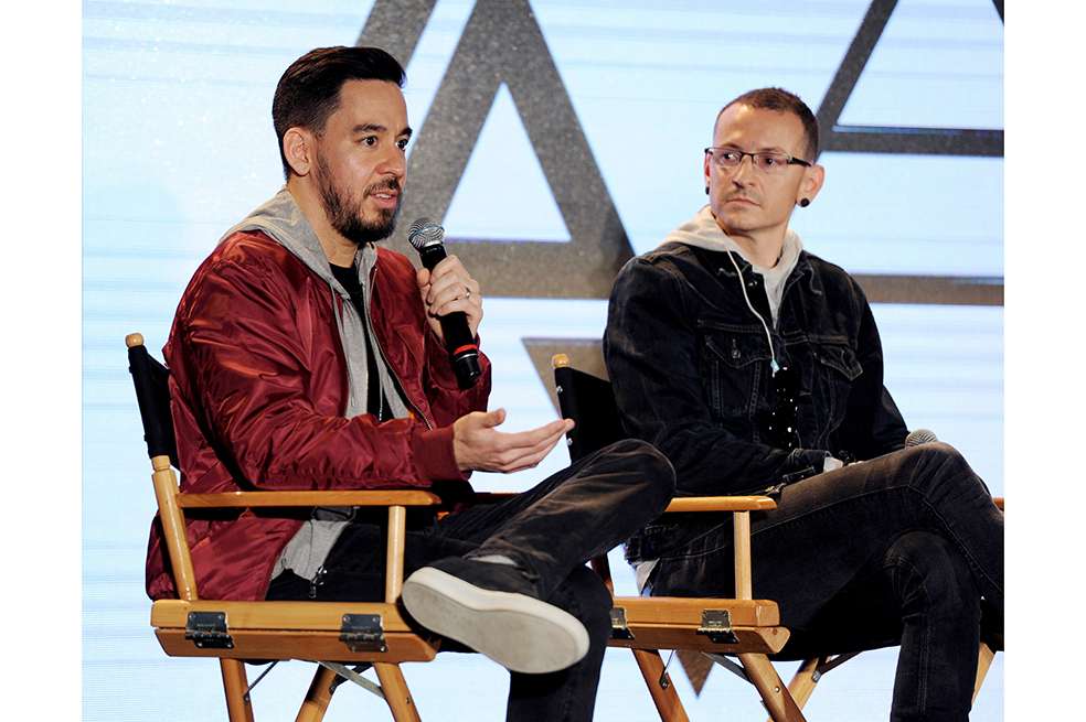 Mike Shinoda y Chester Bennington en 2014. / Archivo AFP
