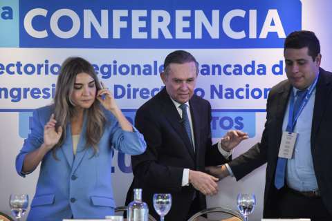 Procurador responde a petición de partidos opositores y cita a comisión electoral