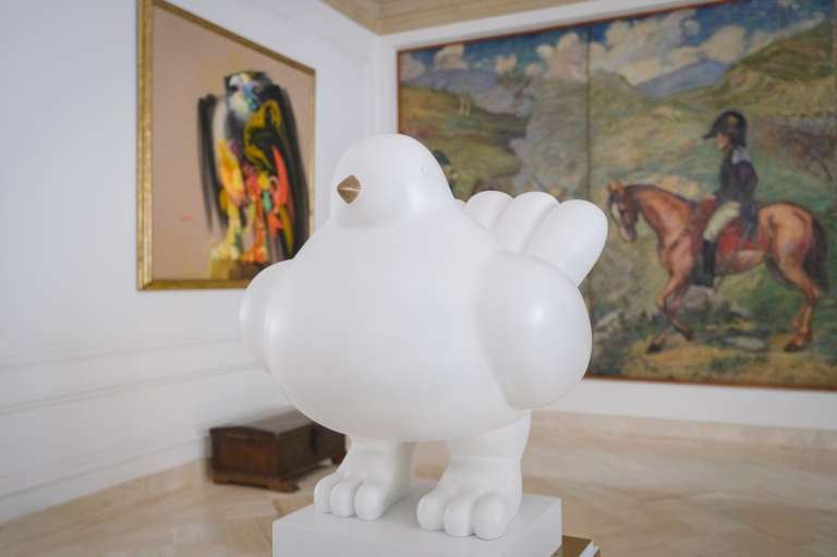 Así se realizó el traslado de "La Paloma de la Paz" de Fernando Botero desde la Casa de Nariño al Museo Nacional.