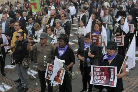 Opinión: urge sacar la protesta social del debate de la Policía