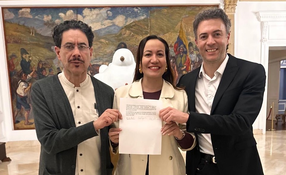 Iván Cepeda, Carolina Corcho y Daniel Quintero hablaron del futuro de la consulta