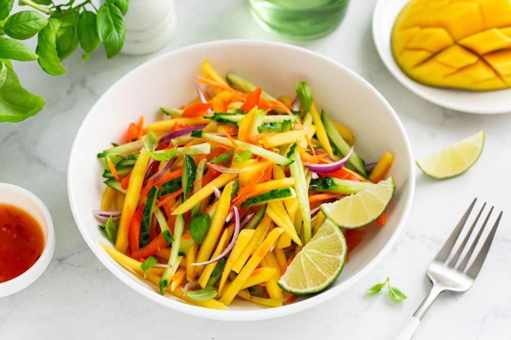 Ensalada acevichada con mango