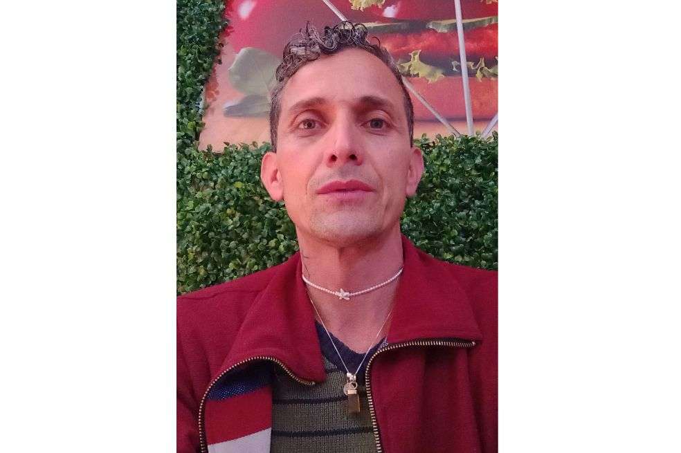 Edgar Laiseca es artista escénico, director y docente de danza contemporánea.