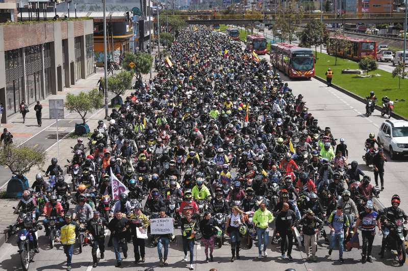 En abril pasado, alrededor de 10.000 motociclistas protestaron por las restricciones que les impusieron, bajo el argumento de mejorar la seguridad en la ciudad. / Jose Vargas