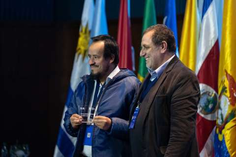 Red Adelco recibió premio internacional por sus  prácticas en desarrollo económico