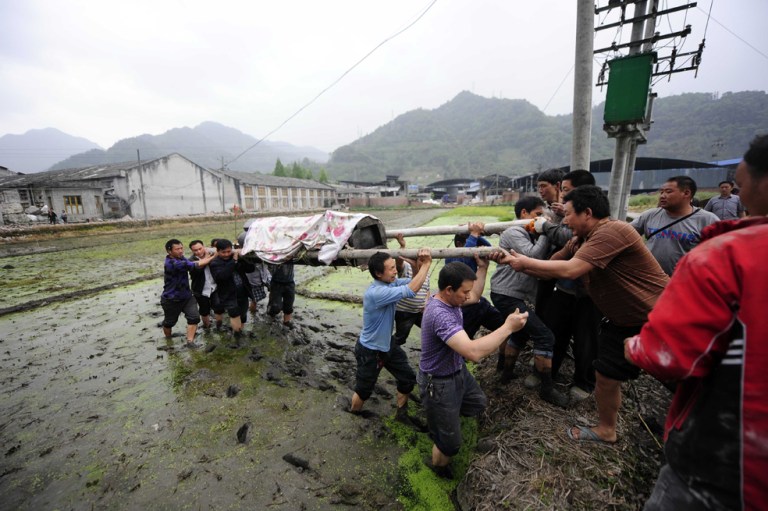 Desastre natural, tras el terremoto en China