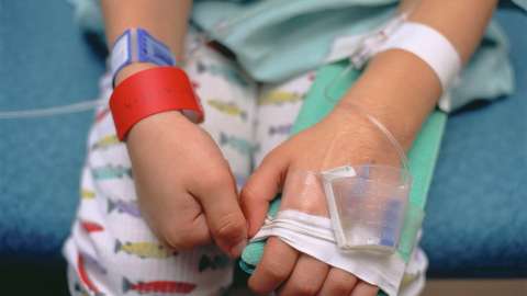 Cuatro niños se intoxicaron tras comer un alimento que estaría en mal estado