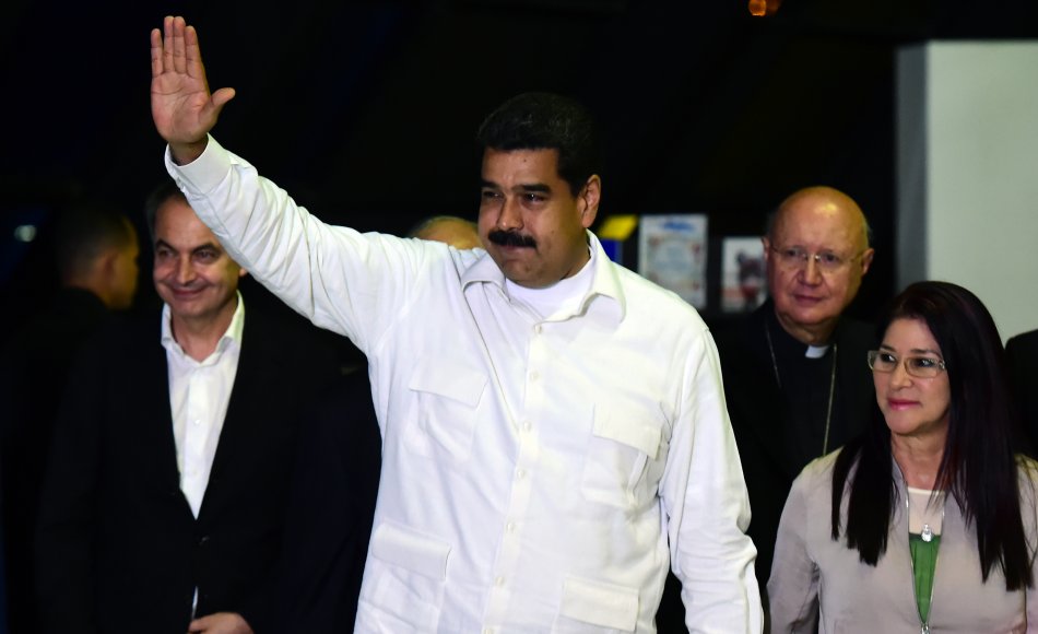 El presidente Nicolás Maduro, el pasado domingo, poco antes de que se reuniera con la oposición para inaugurar los diálogos. / AFP