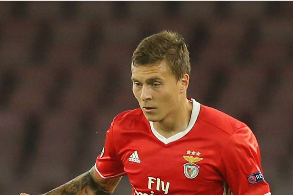 El jugador de 22 años llegó al Benfica en 2012. / @ManUtd